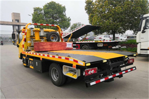 贵阳道路救援拖车报价