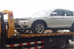 贵阳拖车24小时服务电话